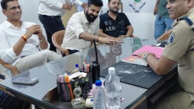 भिलाई MMS विवाद: देवेंद्र यादव ने थाने में दिया वीडियो सैंपल, बोले– सच्चाई सामने लाने के लिए तैयार; चुनाव के वक्त वायरल हुआ था मामला 4 whatsapp image 2026 04 11 at 40331 pm 1775903637