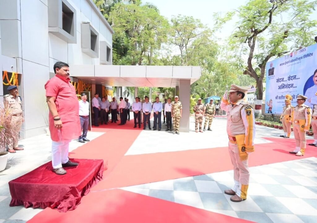 Satish Chandra Dubey reviews SECL operations; launches digital portals and healthcare facility in Bilaspur 3 1004049843