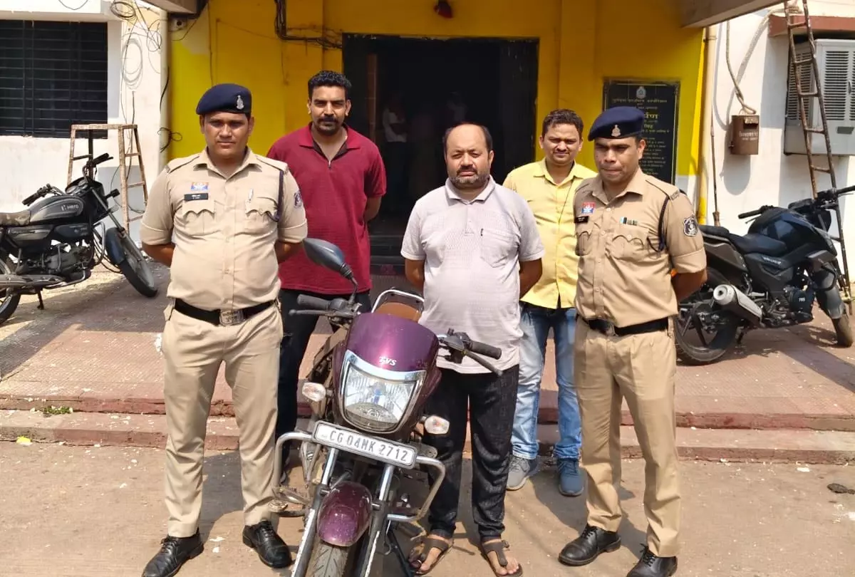 Man arrested for leaving explosives at Mitanin’s house in Raipur<br> 1 5391254 rpr