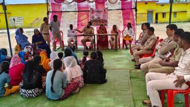 जैव विविधता दिवस पर बलौदाबाजार में जागरूकता अभियान: बच्चों ने बनाए सीड बॉल, ग्रामीणों ने लिया पर्यावरण संरक्षण का संकल्प 3 IMG 20260524 WA0001