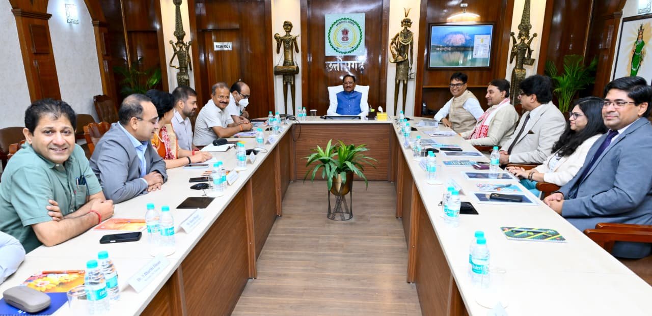छत्तीसगढ़ में पर्यटन को मिलेगी नई उड़ान : 500 करोड़ निवेश प्रस्ताव के साथ इंडियन होटल्स कंपनी लिमिटेड ने दिखाई बड़ी रुचि 1 IMG 20260529 WA0006