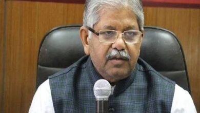 रायपुर में पूर्व विधानसभा अध्यक्ष धरमलाल कौशिक से मोबाइल लूट : मॉर्निंग वॉक के दौरान बाइक सवार झपटमार फरार 4 images 15 1