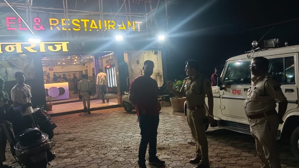 रायपुर ग्रामीण पुलिस का सरप्राइज चेकिंग अभियान: ढाबों में जांच, शराब परोसी तो होगी कड़ी कार्रवाई 2 1004190421