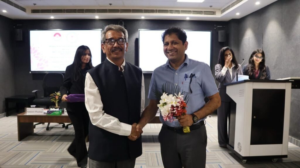36 युवा फेलोज़ संभालेंगे सुशासन की कमान: IIM रायपुर में शुरू हुआ मुख्यमंत्री फेलोशिप का दूसरा बैच, 19 जिलों का प्रतिनिधित्व 2 1004226237