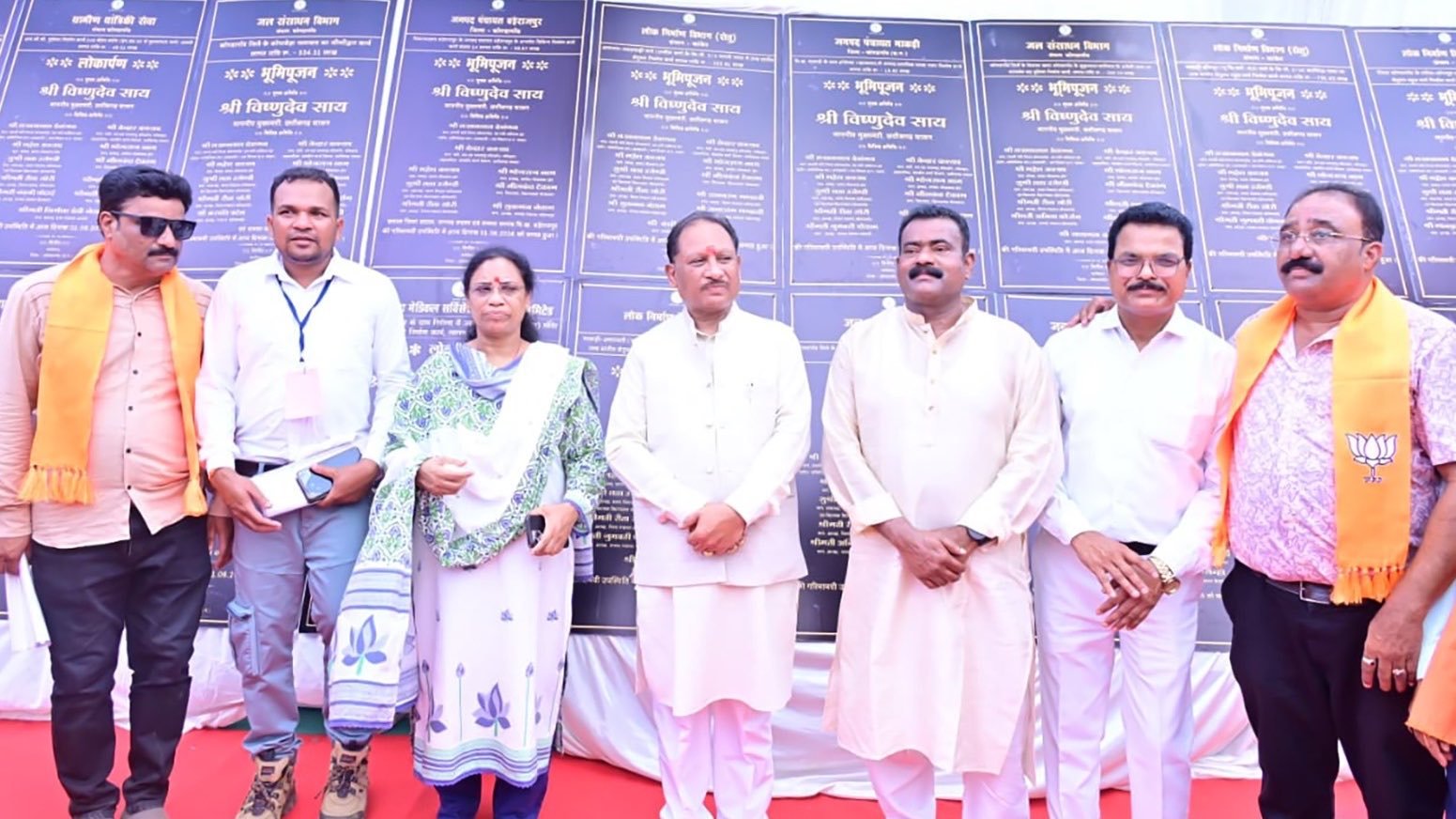 कोंडागांव के विकास का नया स्वर्णिम अध्याय: मुख्यमंत्री ने दी 152 करोड़ रुपये से अधिक के विकास कार्यों की सौगात 1 IMG 20260601 WA0090