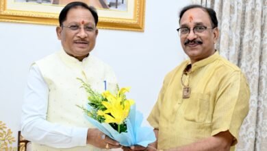 योग आयोग की कमान संभालते ही CM से मुलाकात: संजय अग्रवाल को मिली बधाई, प्रदेश में योग अभियान तेज करने पर जोर 3 IMG 20260619 WA0014