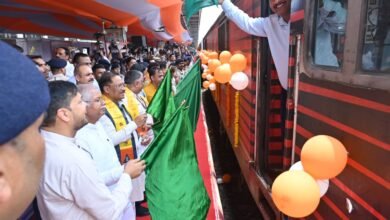 रायपुर से सोमनाथ के लिए रवाना हुई विशेष ट्रेन: 1000 से ज्यादा श्रद्धालुओं को CM विष्णुदेव साय ने दिखाई हरी झंडी 3 IMG 20260622 WA0063
