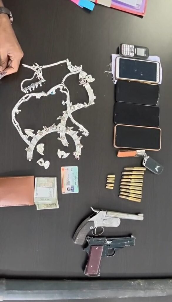AI-powered CCTV analysis helps crack ₹12-lakh jewellery robbery, exposes inter-state gang linked to 100+ crimes 2 1004497487