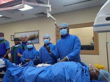 बस्तर को मिली बड़ी स्वास्थ्य सौगात: पहली बार ब्रेन DSA जांच सफल, अब गंभीर मरीजों को नहीं जाना पड़ेगा बाहर 1 1005368002 1784573932 1