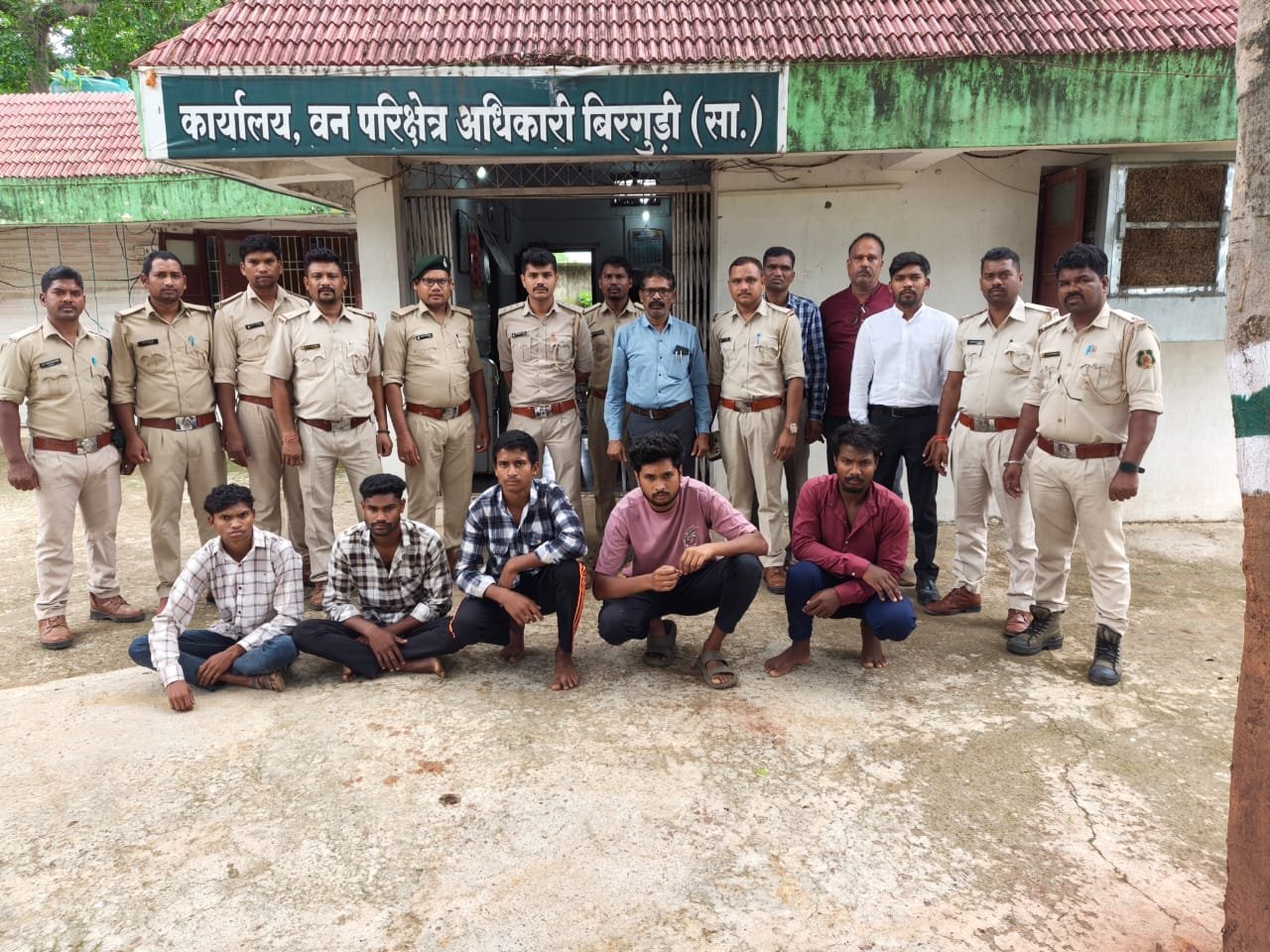 Dhamtari Wildlife Crime: Five Arrested for Hunting Protected Wildlife, Sent to 14 Days' Judicial Custody 1 IMG 20260710 WA0019