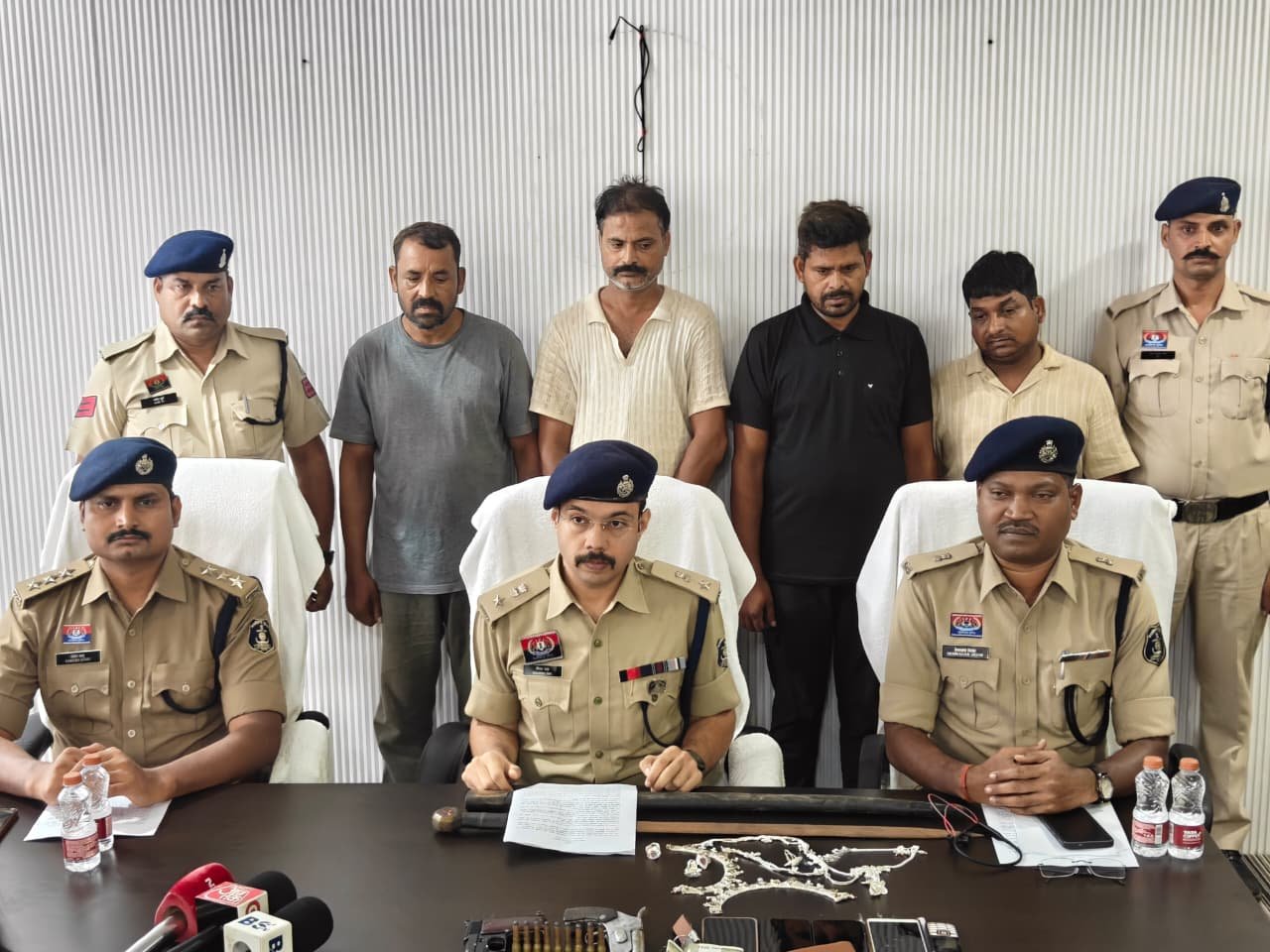 AI-powered CCTV analysis helps crack ₹12-lakh jewellery robbery, exposes inter-state gang linked to 100+ crimes 1 IMG 20260730 WA0074