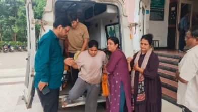 उज्जैन में करंट की अफवाह से भगदड़ जैसी स्थिति: नागचंद्रेश्वर मंदिर की कतार में मची अफरा-तफरी, कई श्रद्धालु घायल 3 17 08 2026 stampede in ujjain mp 2026817 10565 m