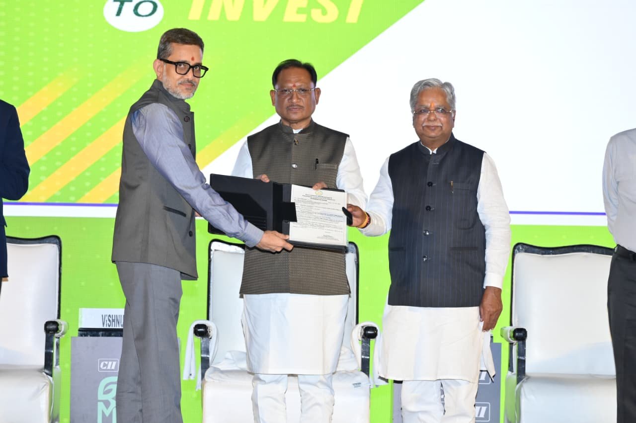 छत्तीसगढ़ बनेगा ग्रीन स्टील हब : ₹13,840 करोड़ के निवेश प्रस्ताव मिले; CM साय बोले- स्टील से प्रदेश में ही अधिकतम मूल्य संवर्धन हो 1 IMG 20260813 WA0032