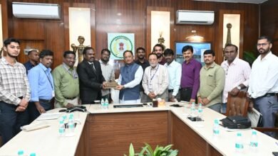 बस्तर में शांति के बाद विकास को रफ्तार : नवा रायपुर बनेगा एजुकेशन हब, नई औद्योगिक नीति से युवाओं को मिलेंगे रोजगार 6 IMG 20260822 WA0001