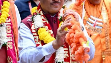 सावन में शिवमय हुआ रायपुर: मुख्यमंत्री साय कांवड़ यात्रा में शामिल हुए, रुद्राभिषेक कर प्रदेश की सुख-समृद्धि की कामना की 3 IMG 20260823 WA0024