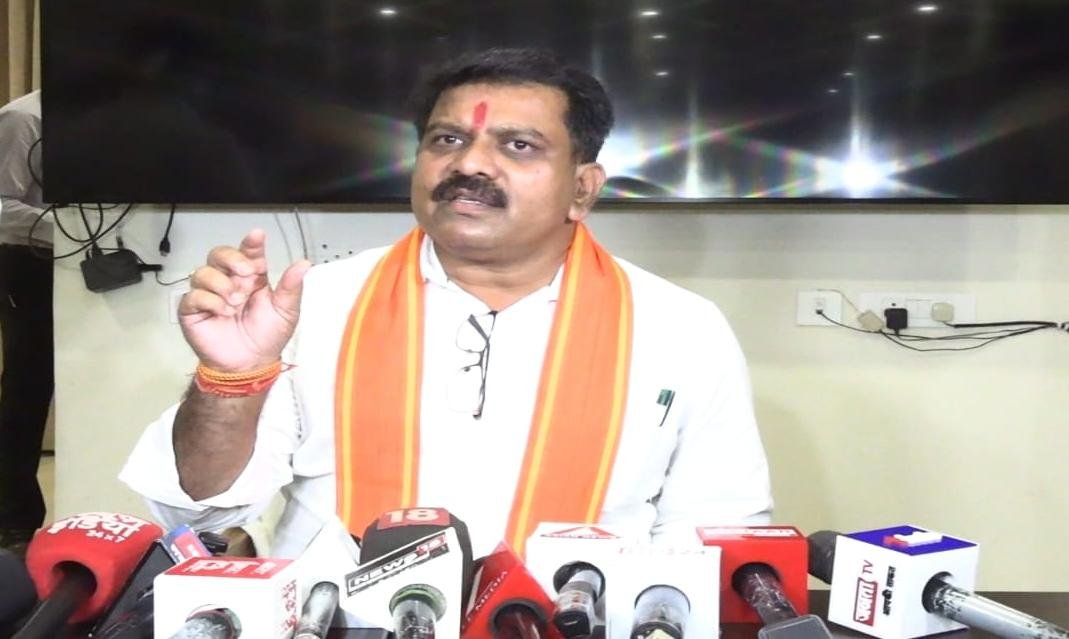 नई सरकार के गठन के बाद 11 लाख से अधिक प्रधानमंत्री आवास पूर्ण : प्रथम कैबिनेट में 18 लाख से अधिक प्रधानमंत्री आवास निर्माण का लिया गया था संकल्प 1 IMG 20260823 WA0036