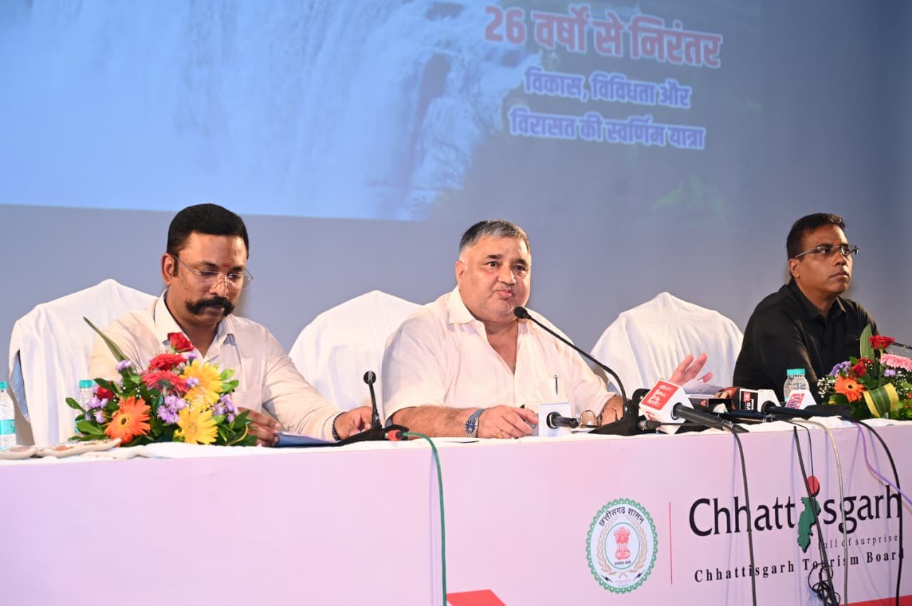 छत्तीसगढ़ पर्यटन को ग्लोबल पहचान दिलाने की तैयारी: मंत्री राजेश अग्रवाल ने गिनाईं उपलब्धियां, 2028 तक नई पर्यटन पहचान बनाने का लक्ष्य 1 IMG 20260825 WA0028