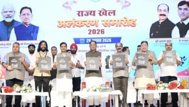 राष्ट्रीय खेल दिवस पर छत्तीसगढ़ के खेल इतिहास को नया मंच : मुख्यमंत्री साय ने ‘हमारे खिलाड़ी’ कॉफी टेबल बुक का किया विमोचन 3 IMG 20260830 WA0003
