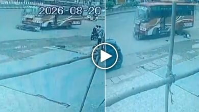 रायपुर में बस की टक्कर से मचा हड़कंप: स्कूटी सवार युवक-मासूम घायल, CCTV में कैद हुआ हादसे का खौफनाक मंजर 3 raipur accident 1 1