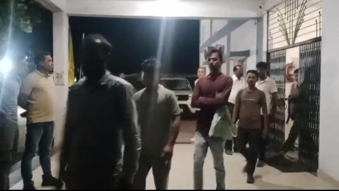 Bilaspur Transfer 23 Suspected Illegal Immigrants to Raipur Detention Facility 1 IMG 20260906 WA0020