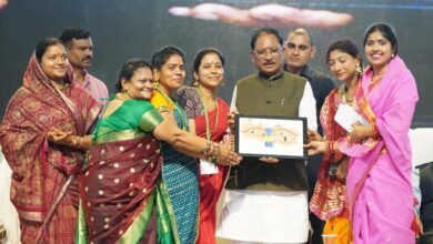 तीजा मिलन समारोह में जुटीं हजारों माताएं-बहनें: CM साय ने कहा- संस्कृति के साथ महिलाओं की आर्थिक ताकत भी बढ़ रही 5 IMG 20260907 WA0014