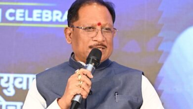 छत्तीसगढ़ नेक्स्ट यूथ कॉन्क्लेव में CM साय बोले- युवा सीधी-सच्ची बात साहस से रखें, नई सोच और ऊर्जा से बनेगा विकसित छत्तीसगढ़ 7 IMG 20260928 WA0005