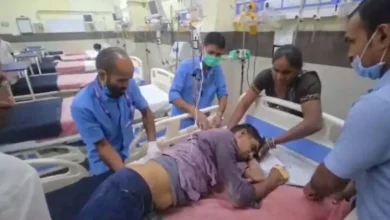 बिलासपुर में छज्जा तोड़ते समय मजदूरों के साथ हादसा: एक की मौत, दूसरा गंभीर; परिजनों ने ठेकेदार पर उठाए सवाल 3 5626840 untitled 21 copy