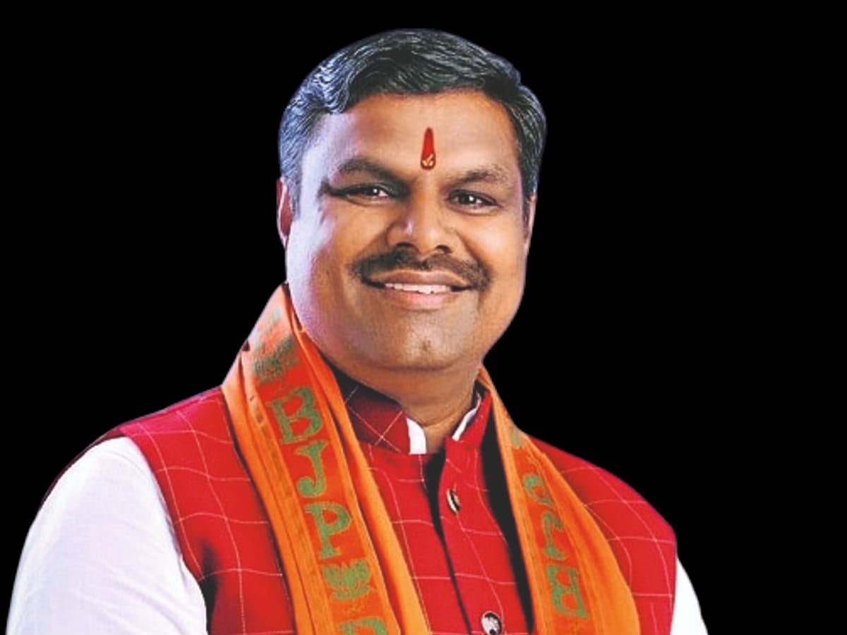 पढ़ाई पर ध्यान देंगे विद्यार्थी, दफ्तरों के चक्कर नहीं: जरूरी शैक्षणिक दस्तावेजों की सेवाएं समयबद्ध, 60 दिन में मिलेगा समाधान 1 IMG 20261004 WA0044