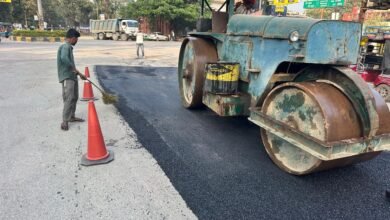 अंबिकापुर में सड़कों के गड्ढों पर PWD का एक्शन: अरुण साव के निर्देश पर मरम्मत शुरू, 3 करोड़ से सुधरेंगे 150 KM मार्ग 5 IMG 20261010 WA0067