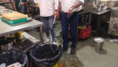 Raipur Civic Body Fines Dhaba and 10 Street Vendors for Violating Cleanliness Rules 3 IMG 20261022 WA0024