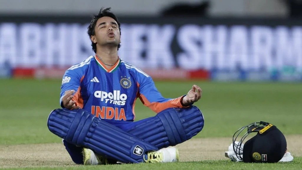 IND vs NZ 3rd T20I : अभिषेक के तूफानी शतक से उड़ा न्यूजीलैंड, 13.2 ओवर में लक्ष्य हासिल कर भारत ने सीरीज जीती 1 IMG 20261027 WA0044