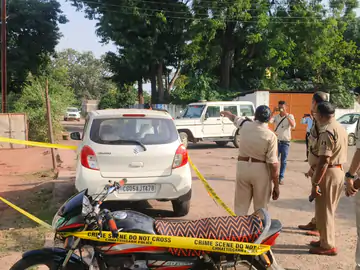 Policeman's daughter injured in Balod acid attack, shifted to Raipur 1 a0b99435 b443 4d60 bc01 e58740c46e50 1791194775707 1 1